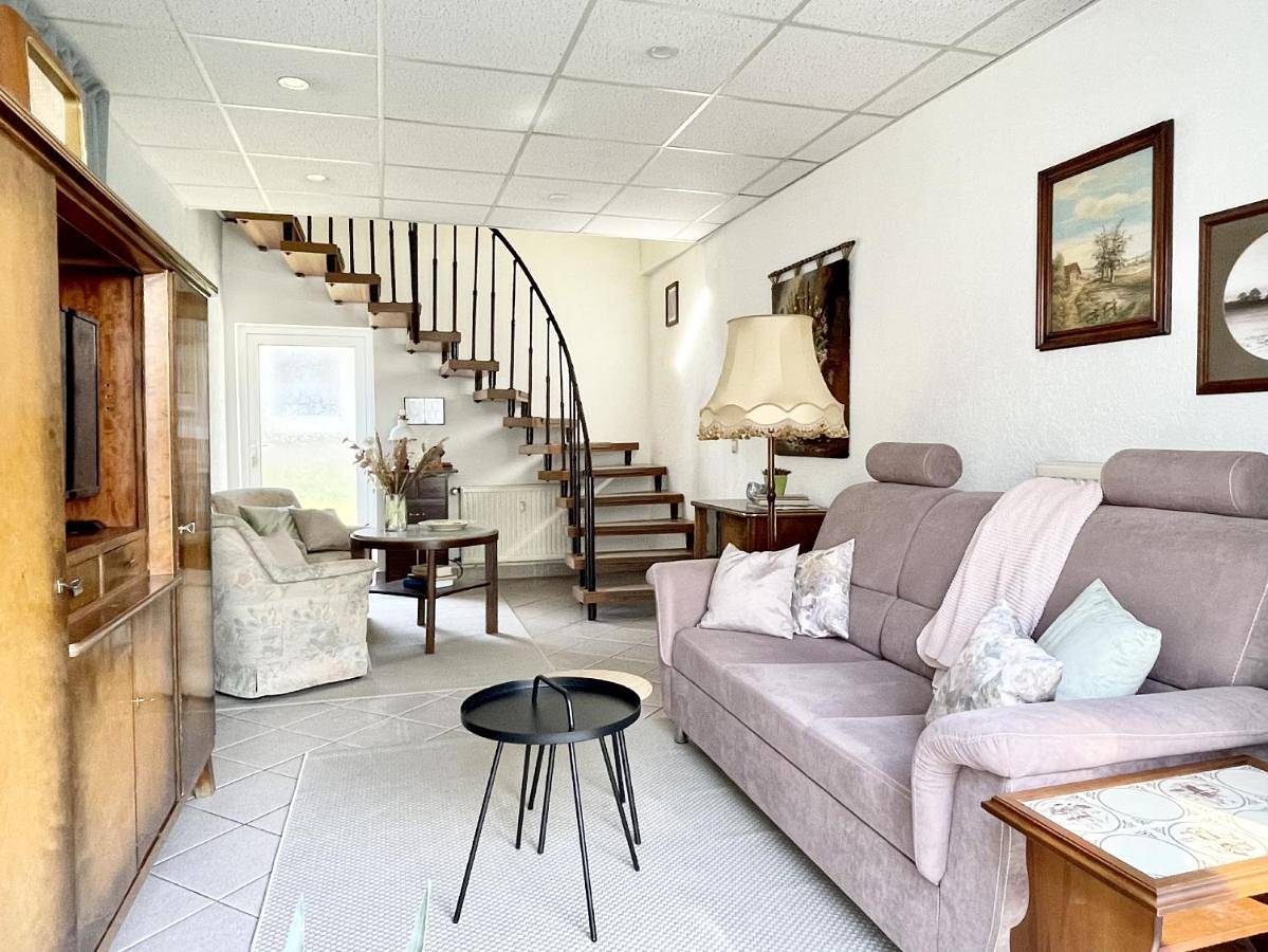 Ganze Wohnung, Three-Bedroom Apartment in Tauche, Region Oder - Spree