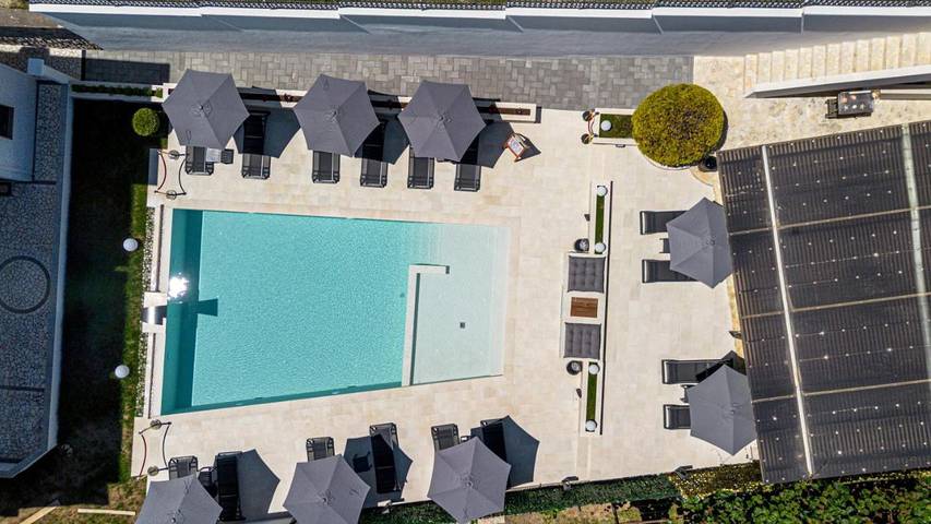 Maison d’hôte pour 4 personnes, avec jardin ainsi que vue et piscine, adapté aux familles au Monténégro - 4