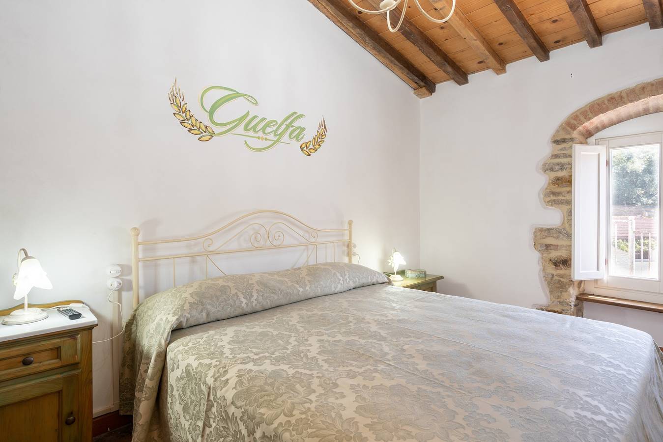 Stanza Guelfa a La Campana d'Oro nel cuore del Casentino in Bibbiena, Casentino