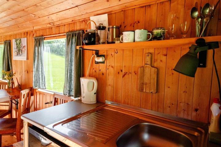 Camping für 5 Personen, mit Ausblick und Sauna sowie Garten in Tschechien - 4