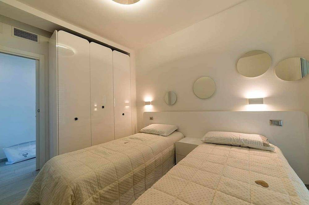 Apartamento entero, Residence Fontana di Trevi- modern, pool, Wifi in Lazise, Montañas Garda