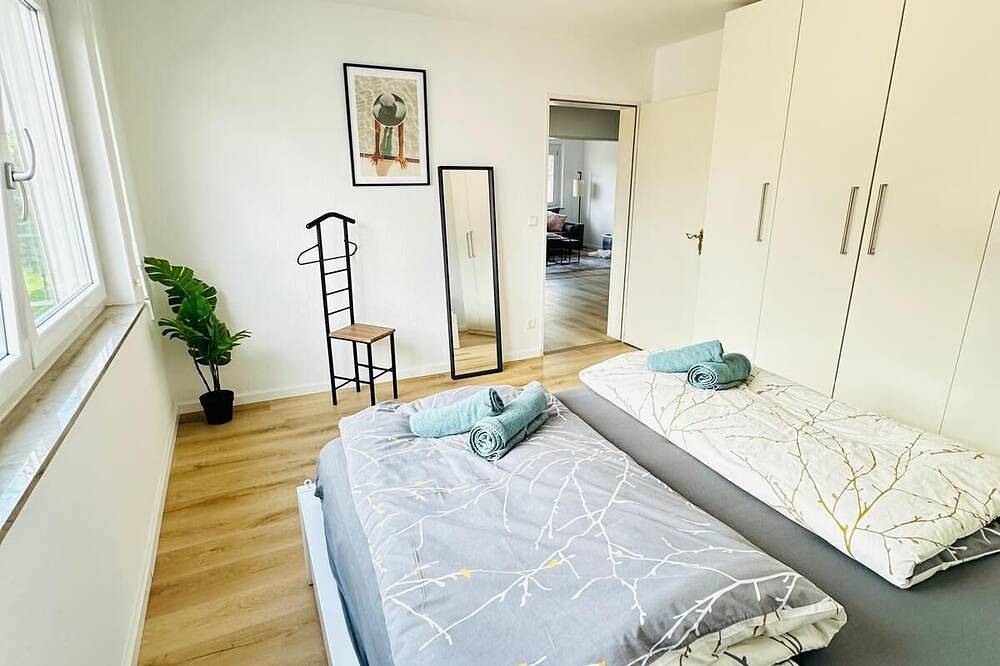 Ganze Wohnung, Stylisches Appartement mit Sonnenterrasse in Heilbronn, Kurpfalz
