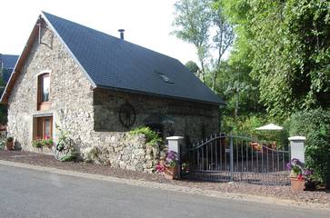 Gîte pour 4 personnes, avec jardin et terrasse dans le Puy-de-Dôme