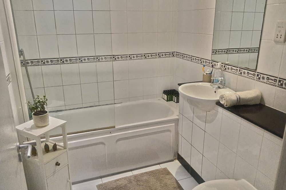 Cheap modern room in South Dublin, County Dublin