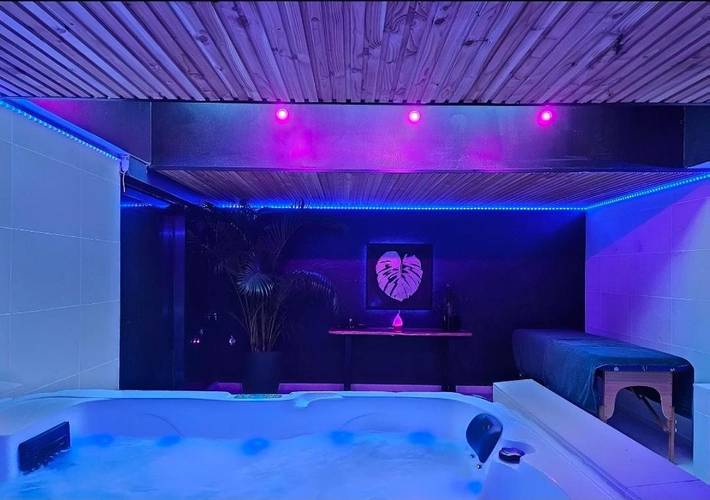 Gîte pour 4 personnes, avec terrasse ainsi que sauna et vue, animaux acceptés à Emmerin