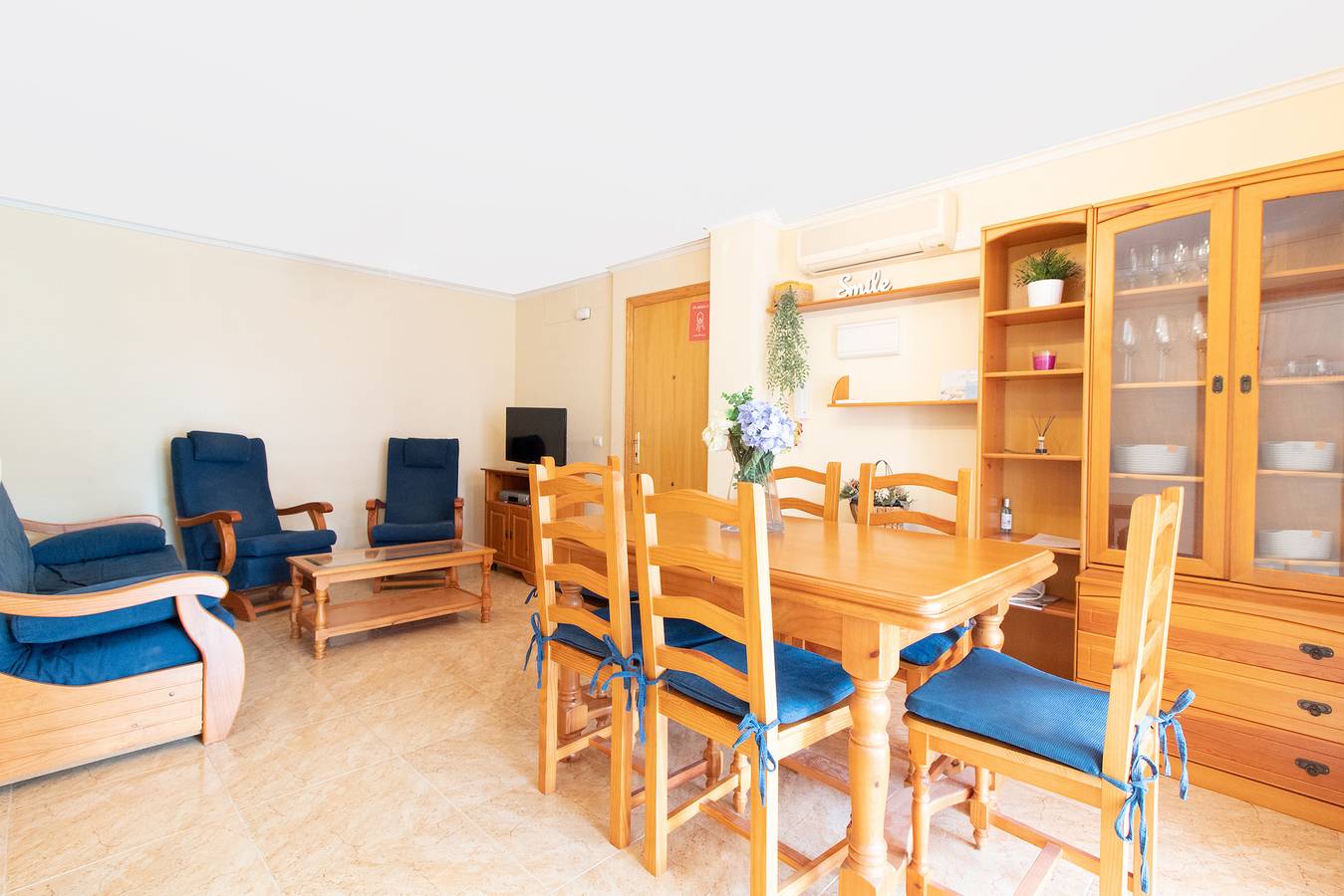 Apartamento entero, Global Vacacional: Apartamento con piscina y terraza en Canet playa in Canet de Berenguer, Costa de Valencia
