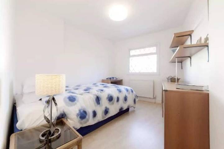Gîte pour 5 personnes, avec jardin à Londres - 2