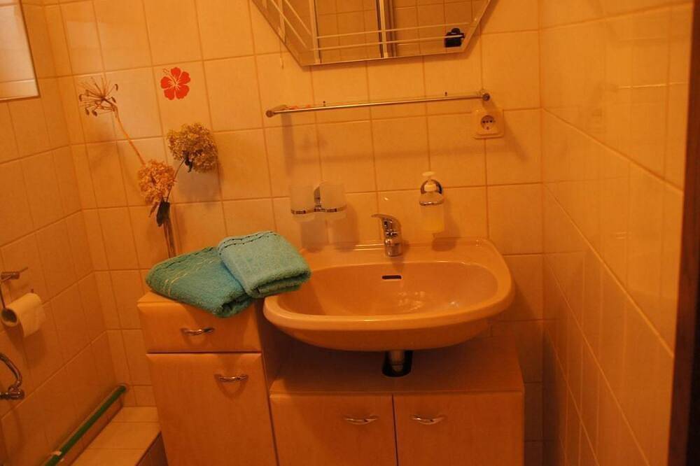 Ganze Wohnung, Ferienwohnung Pfaffenstein - Ferienwohnung, 1 Schlafraum in Pfaffendorf, Königstein