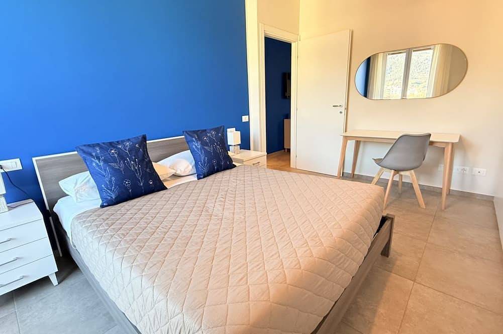 Apartamento entero, Entdecken Sie das Appartamento Dante, eine elegante Residenz in einer ruhigen Gegend, nur 15 Minuten von Florenz entfernt. Diese geschmackvoll eingerichtete und mit feinen Oberflächen ausgestattete Wohnung ist für diejenigen gedacht, die eine raffinier in Prato, Provincia de Prato