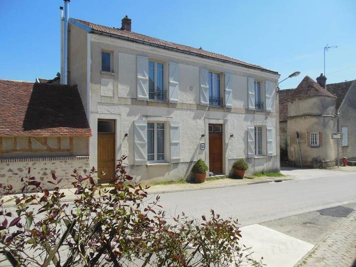 Location de vacances pour 2 personnes, avec Vue dans Marnay-sur-Seine