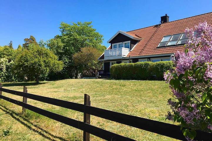 Ferienhaus für 10 Personen, mit Garten, mit Haustier