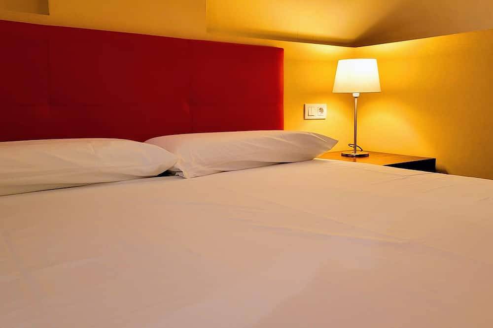 Ganze Wohnung, Apartment für 2 Personen neben der La Rambla und der Plaza Catalunya in Barcelona Zentrum, Barcelona