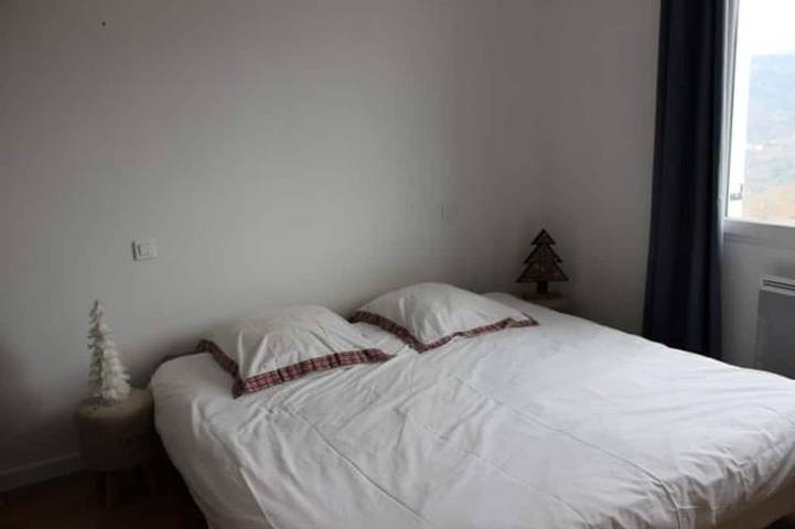 Location de vacances pour 6 personnes, avec terrasse et jardin à Albertacce - 4