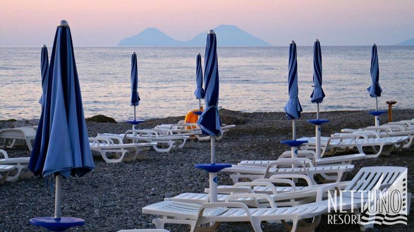 Club vacances pour 6 personnes, avec Balcon et Terrasse ainsi que Jardin et Bassin pour enfant en Sicile - 3