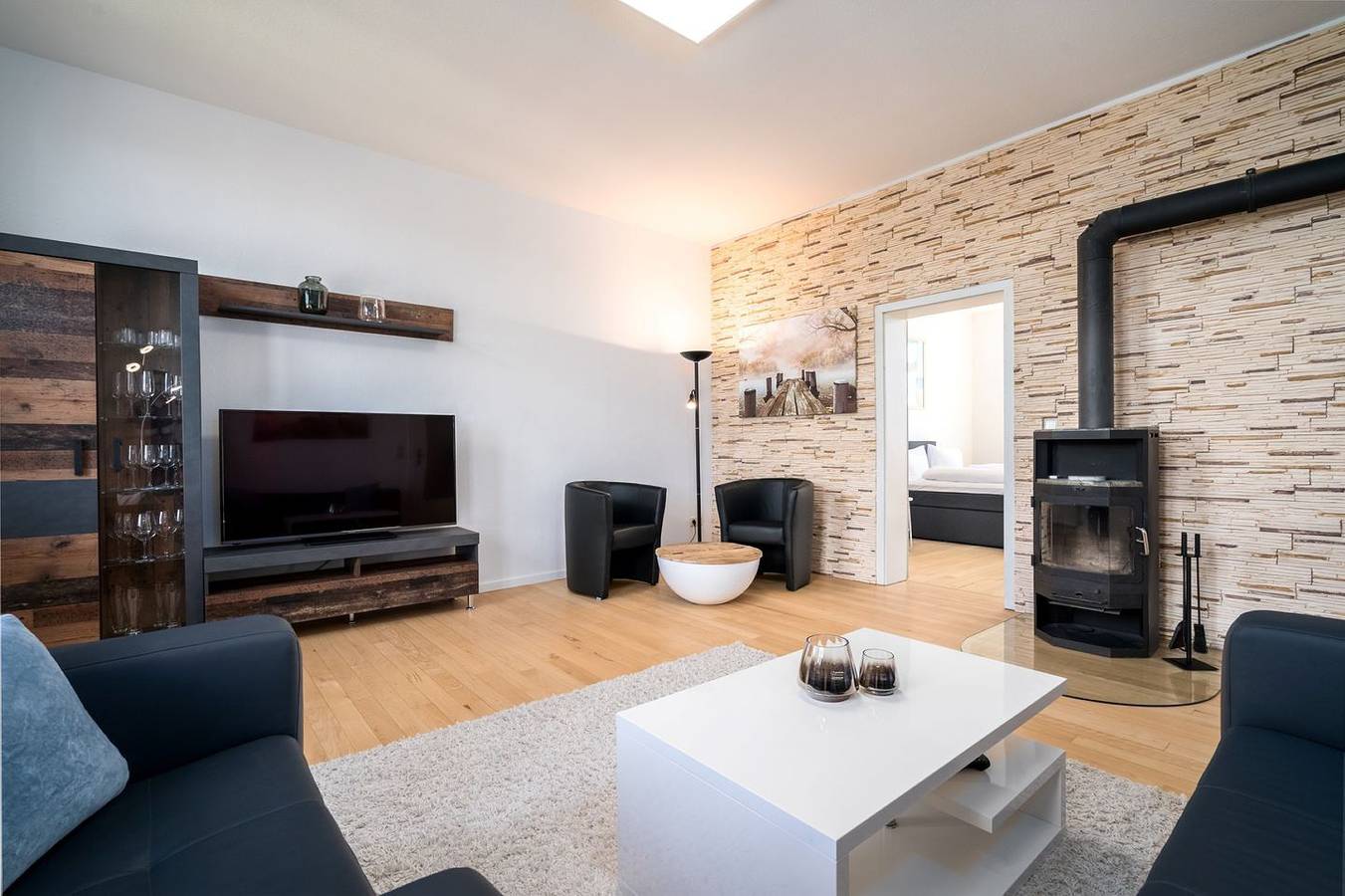 Appartement entier, Ferienwohnung Blue Sea im Herzen von Malchow mit Seeblick und Kamin in Malchow, Fleesensee