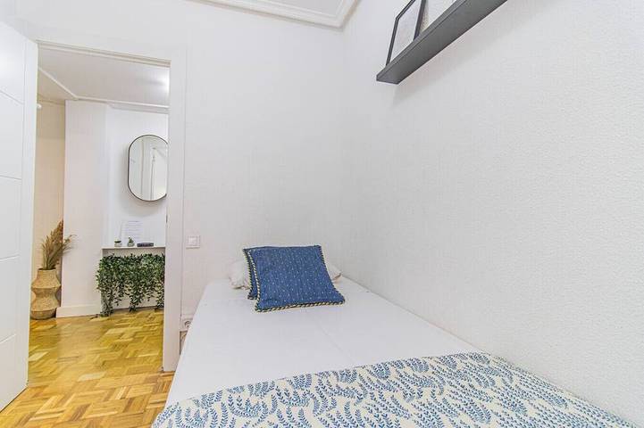 Ganze Wohnung, Your Large Family Apartment in Zaragoza in Saragossa, Saragossa Provinz