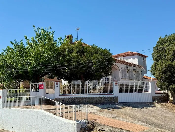 Casa de vacaciones para 15 personas, con vistas además de piscina y jardín, Se admiten mascotas - 1