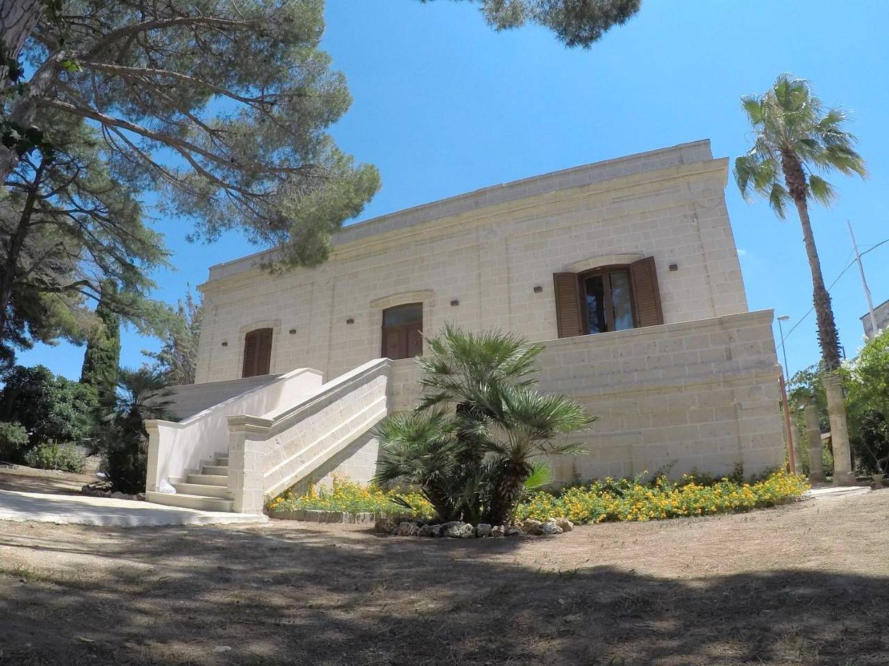 Double Room with Private Bathroom in Maruggio, Golfo di Taranto
