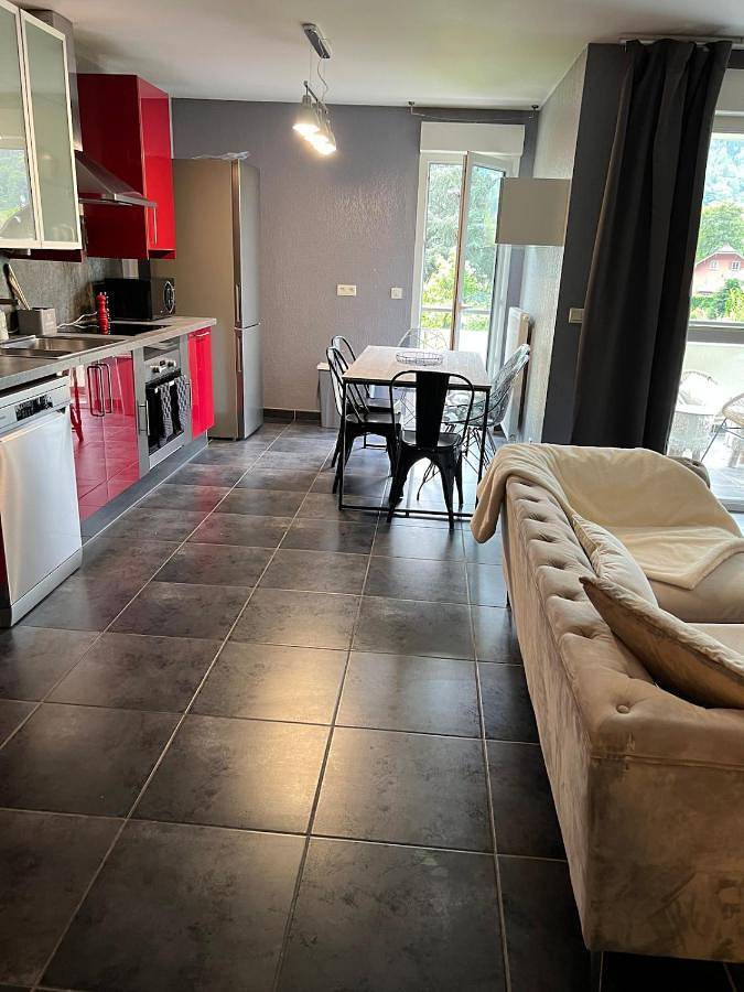 Gîte pour 8 personnes, avec vue et terrasse à Magland - 3