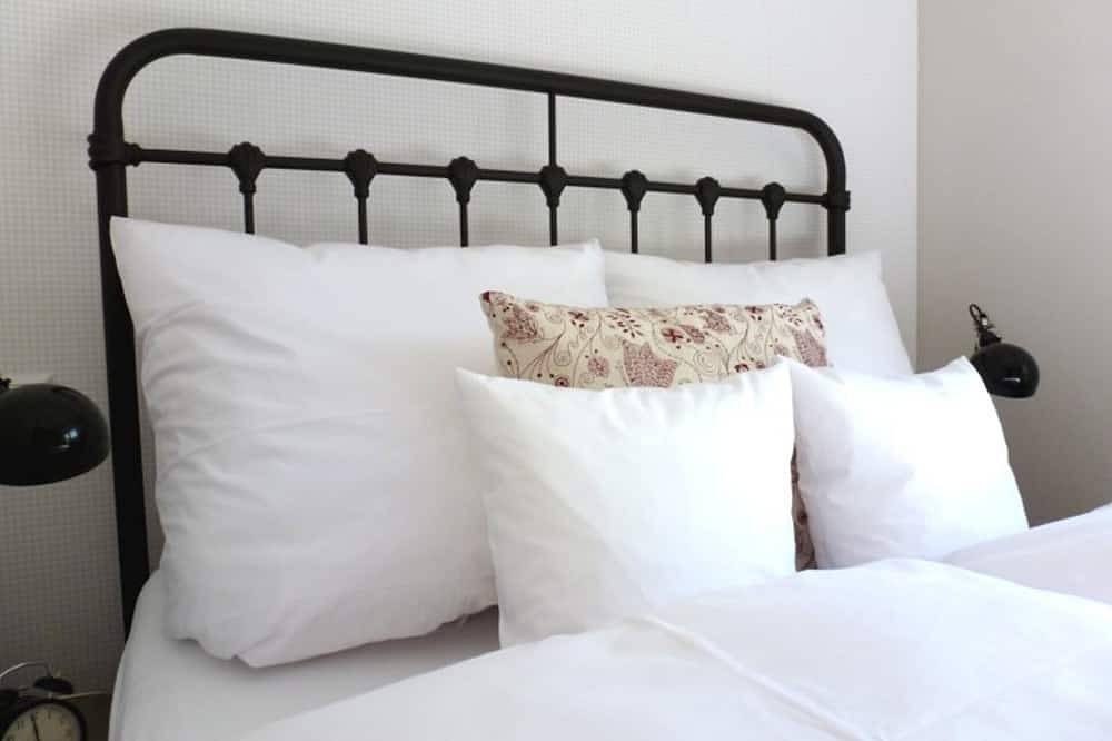 Ganze Wohnung, The Hidden Home, Appartement 2 mit Dachterrasse in Speyer, Rheinebene