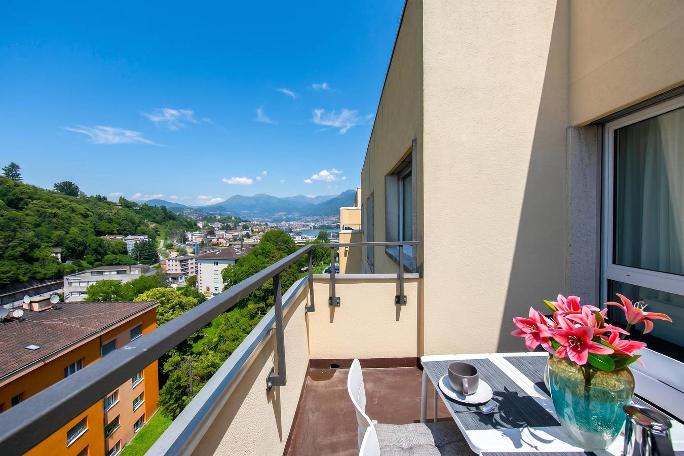 Ganze Wohnung, Laguna di Lugano in Pazzallo, Lugano