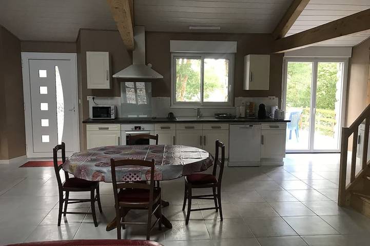 Maison de campagne pour 4 personnes, avec jardin à Rocles (Languedoc-Roussillon) - 2