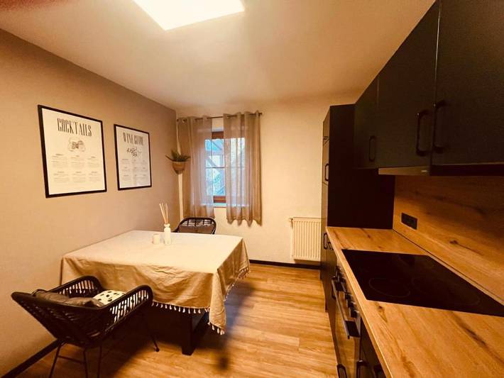 Ferienwohnung für 4 Personen, mit Terrasse und Garten in Neualbenreuth - 2