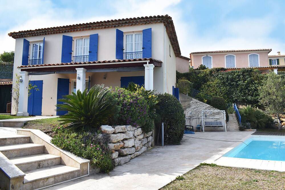 Villa pour 8 Personnes dans Villeneuve-Loubet, Région de Cannes