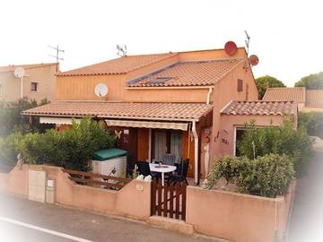 Ferienhaus für 4 Personen, mit Pool und Terrasse sowie Garten in Les Ayguades