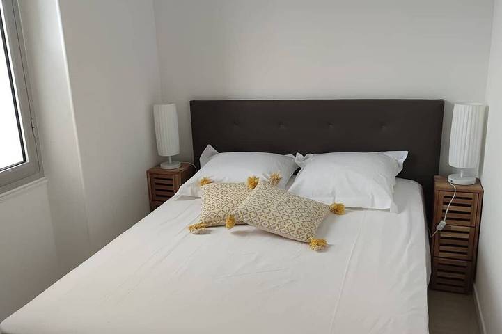 Ganze Wohnung, Beautiful 2-room apartment facing the old port of Golf Juan in Golfe-Juan, Vallauris