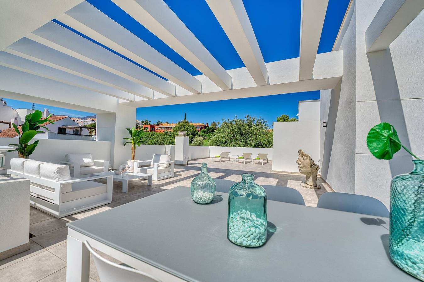 Entire apartment, 3019 Stunning Penthouse with Golf & Sea View in Casares del Sol, Casares