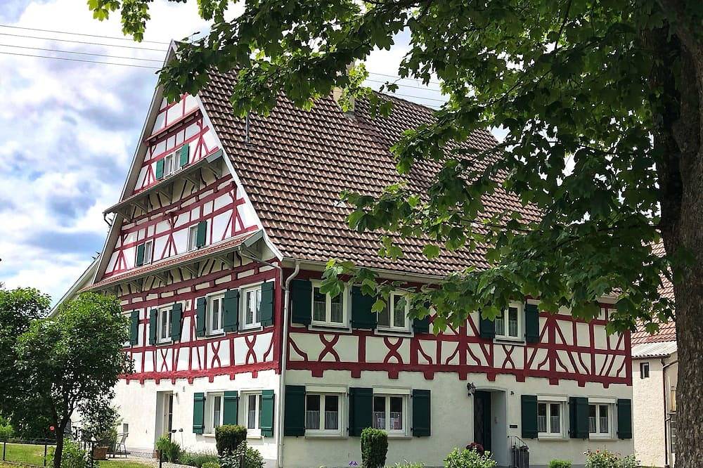 Ganze Wohnung, 90 Quadratmeter - Ferienwohnung am Bach   Herbertingen in Herbertingen, Region Bodensee-Oberschwaben