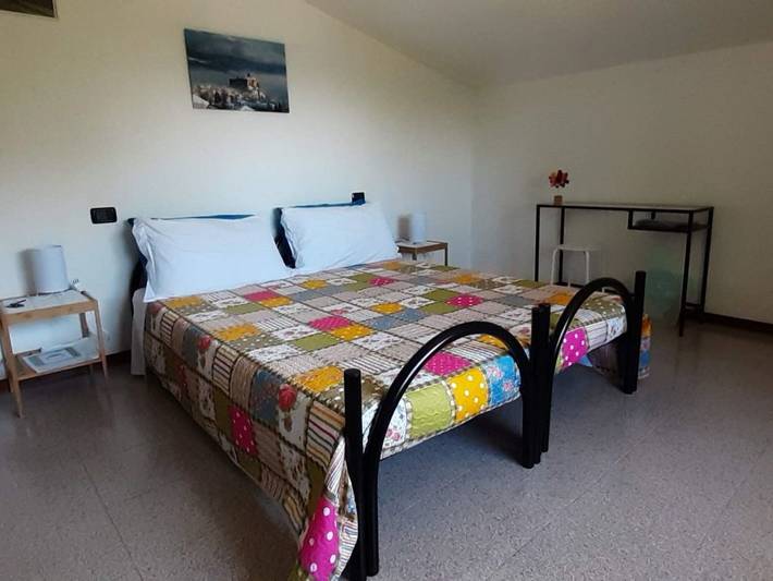 Chambre d’hôtes pour 2 personnes, avec Terrasse ainsi que Jardin et Vue à Borgo Val di Taro