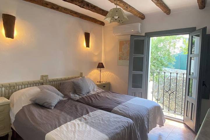 Superbe maison de village avec jardin clos privé, près de Ronda in Montejaque, Serranía de Ronda