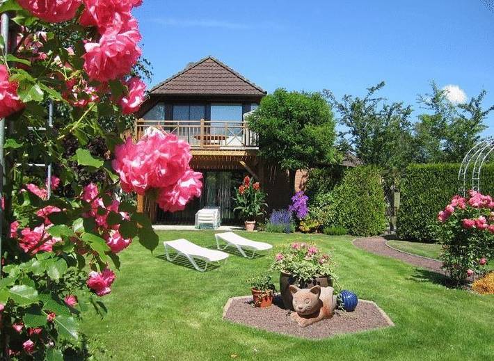 Ferienwohnung für 2 Personen, mit Balkon und Garten in Wiesmoor