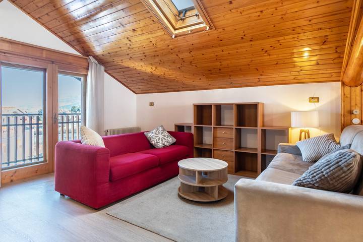 Entire apartment, Apartment 'Appartamento Maurizio' with Mountain View, Private Garden and Wi-Fi in Spormaggiore, Brenta group