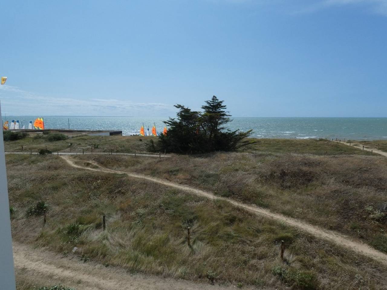 Entire apartment, Notre-Dame-de-Monts - Apartment 42m² - 2 ppl - Beach access - Pets allowed* in Notre-Dame-de-Monts, Vendée