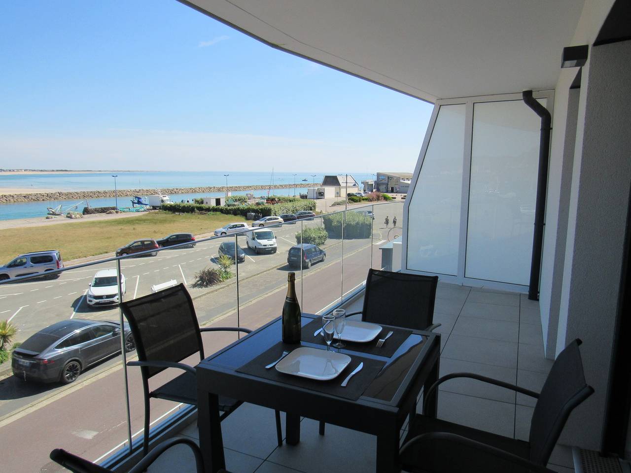Appartement tout confort vue exceptionnelle sur port & mer in Barneville-Carteret, Côte de la Déroute