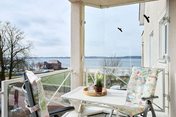 Ferienwohnung für 3 Personen, mit Balkon in Laboe