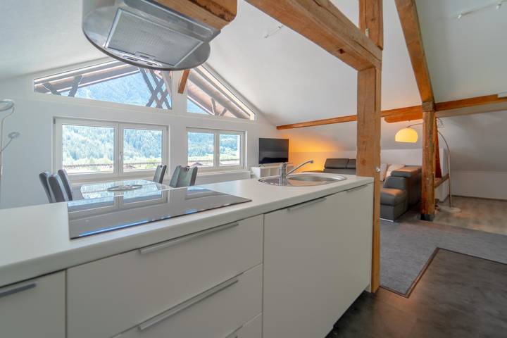 Ferienwohnung für 4 Personen, mit Balkon und Terrasse sowie Garten in Oetz