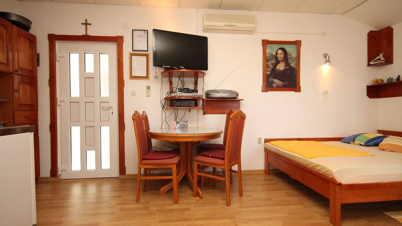 Ganzes Studio, Studio für 3 Personen (19 m²) in Preko in Preko, Insel Ugljan