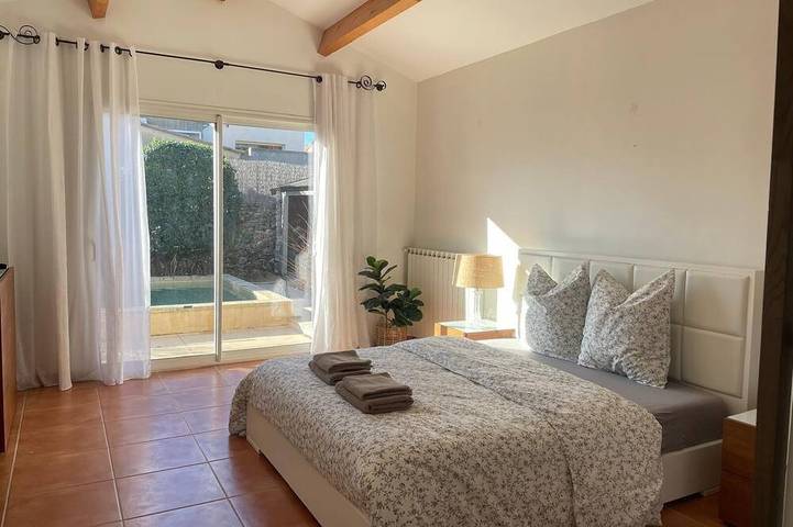 Location de vacances pour 8 personnes, avec piscine à Pignan - 3