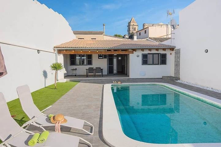 Holiday home for 4 people, with pool - 1