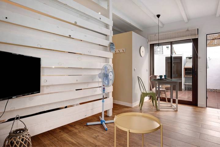 Estudio 'Clara 1' cerca del mar con terraza y Wi-Fi in Conil de la Frontera, Costa de la Luz