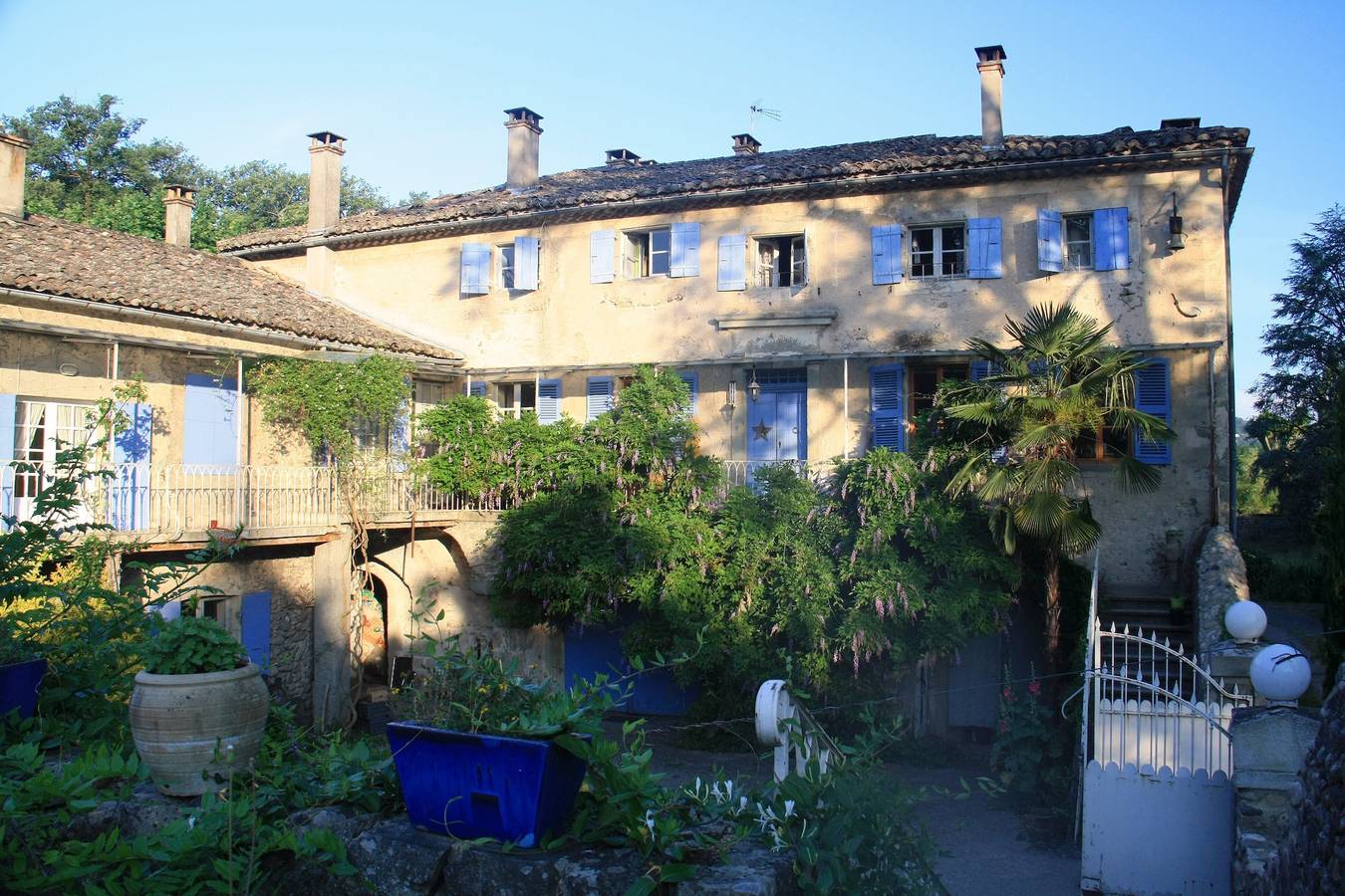 Maison de campagne « Gîte Noisettes » avec piscine partagée, terrasse privée et Wi-Fi in Saint-Didier-sous-Aubenas, Ardèche