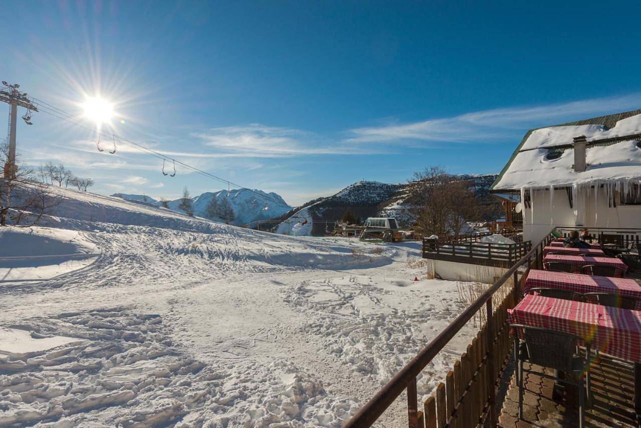 Triple Room with Balcony in Huez, Parc national des Écrins