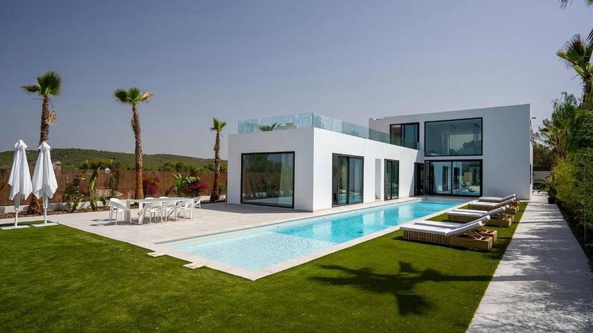 Casa rural para 14 personas, con piscina además de jardín y terraza, Familias con niños en Sitges