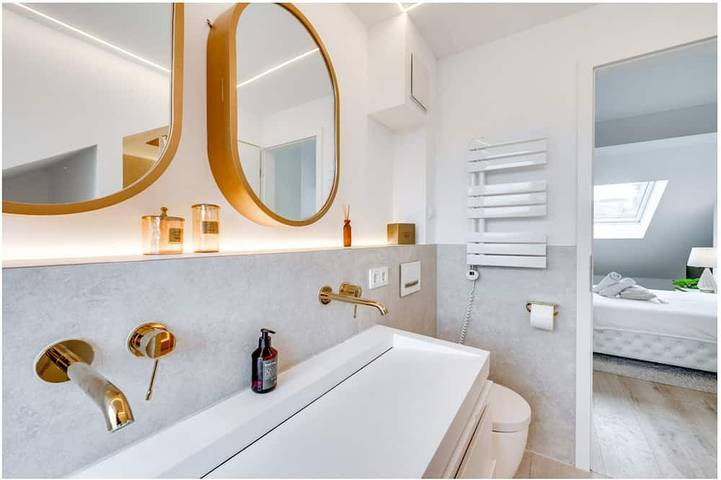 Ganze Wohnung, Schöne Dachgeschoss Neubau 80m² Wohnung mit Dachterasse in Freilassing, Rupertiwinkel
