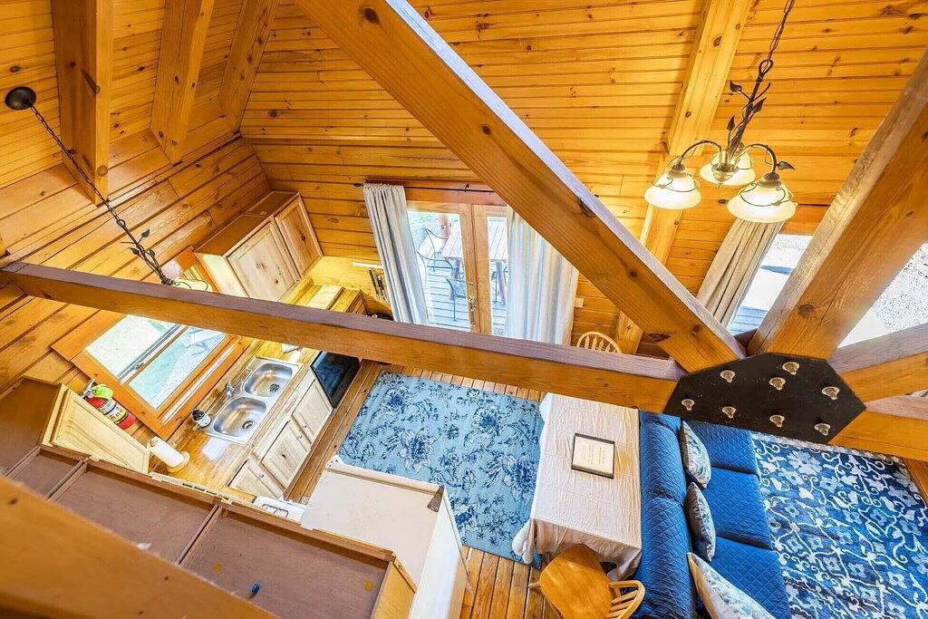 Private Seneca Lake View Cabin, Walkable, Wineries, Fire Pit, Near Geneva! in Seneca Lake