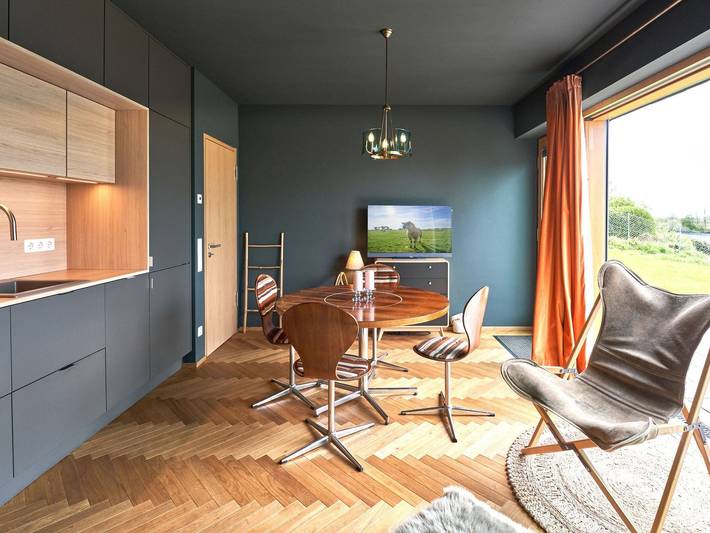 Ferienwohnung für 2 Personen, mit Ausblick und Terrasse sowie Seeblick und Garten, kinderfreundlich in Süderstapel